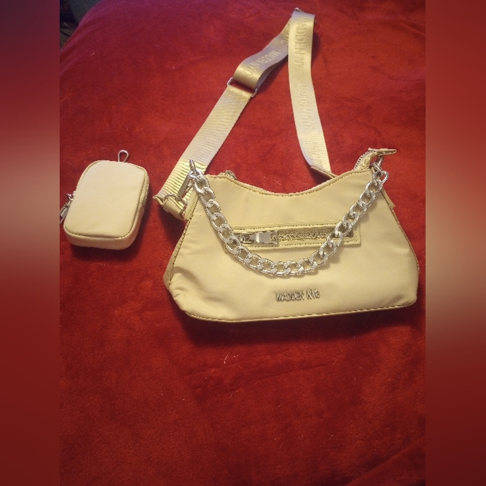 NWOT Madden NYC Tan Crossbody Bag with Chain Accent